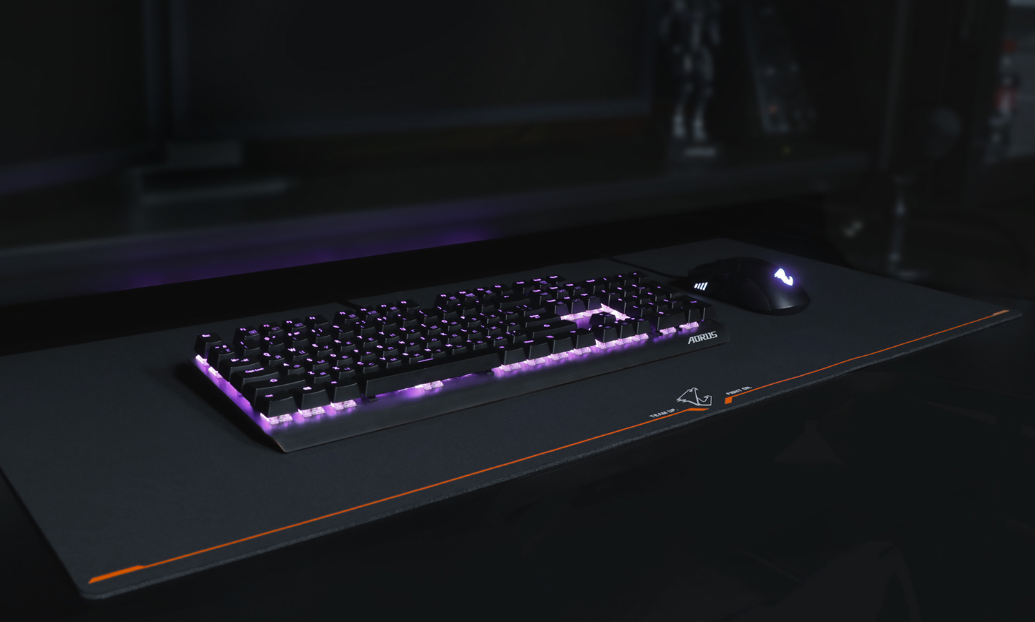 AORUS AMP900 gaming podloga za miš