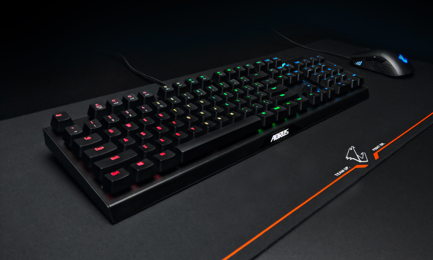 AORUS AMP900 gaming podloga za miš
