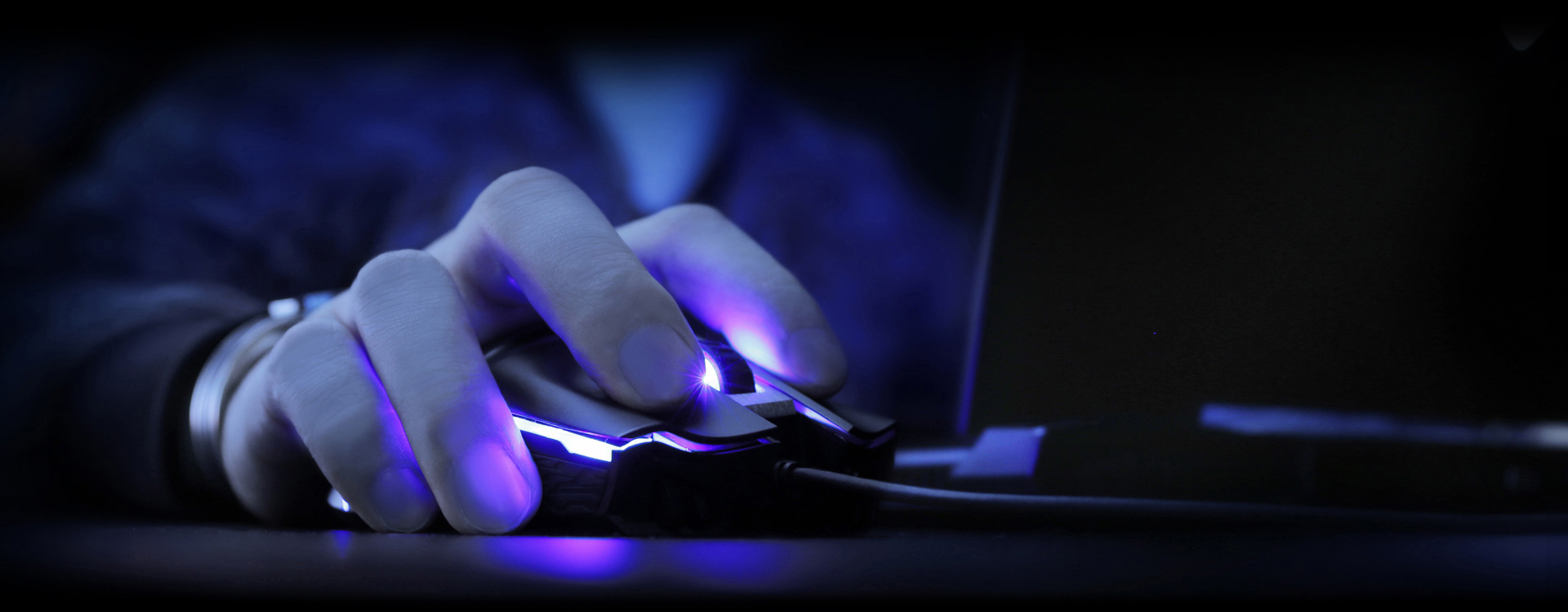 AORUS M5 gaming miš