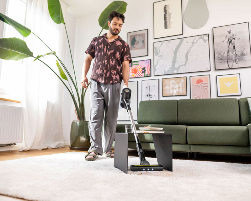 VCS 3 Nano štapni usisivač sa posudom beli