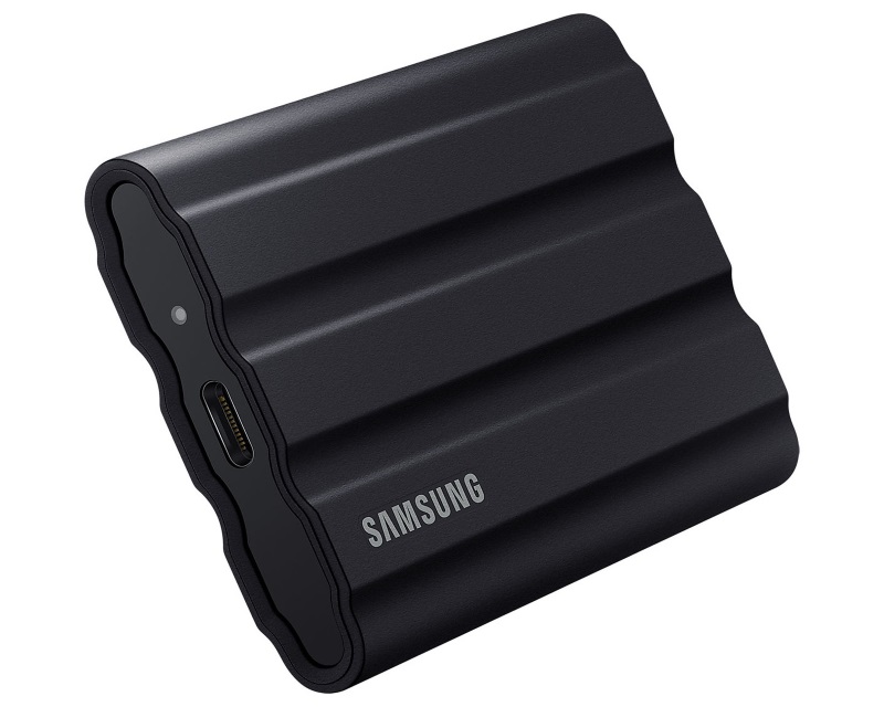 Samsung Portable T7 Shield crni eksterni SSD 1TB