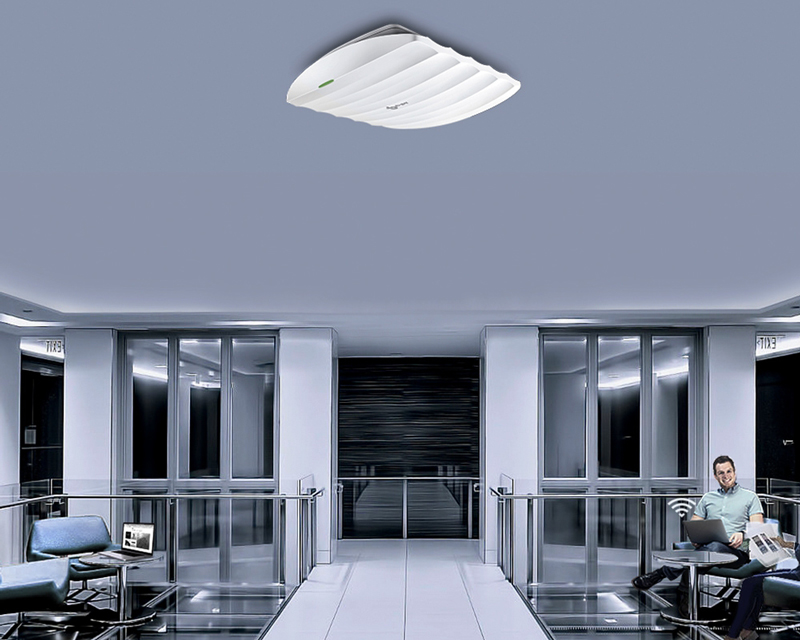 EAP223 Wi-Fi Access Point AC1350Mb/s