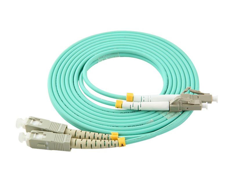 Optički patch kabl OM3/UPC/DX SC-LC /2M