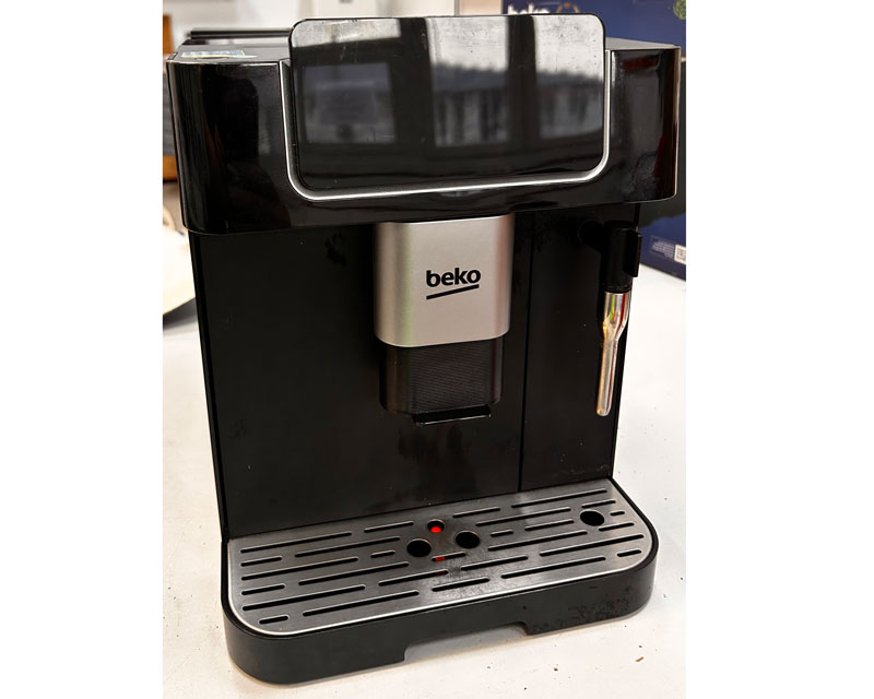 CEG 7302 B Aparat za espresso kafu outlet