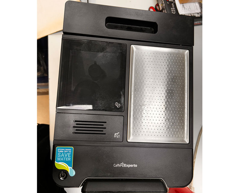 CEG 7302 B Aparat za espresso kafu outlet