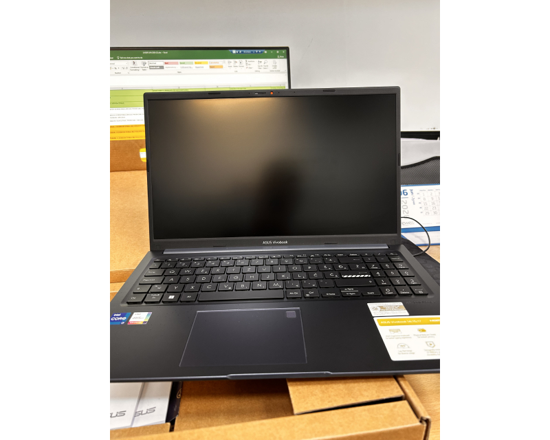 Vivobook 15  X1504VA-BQ1358 (15.6 inča FHD , i7-1355U, 16GB, SSD 1TB) laptop outlet