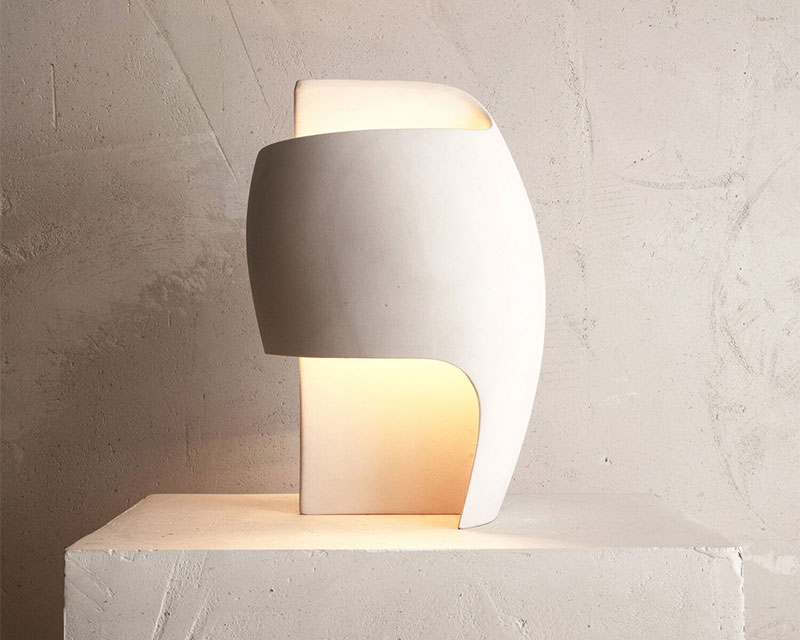 L1 dekorativna stona lampa bela